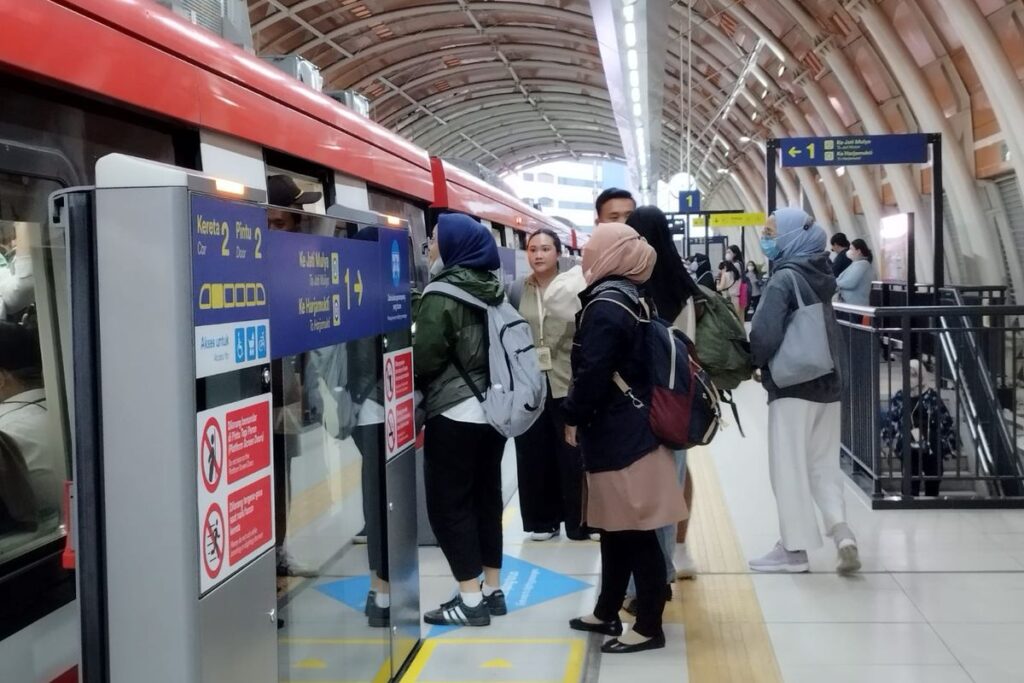 KAI-LRT-Jabodebek-Catatkan-Rekor-4-3